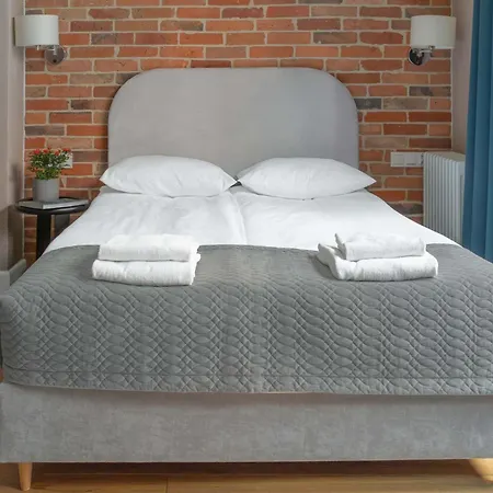 Apartamento Browar Hevelius Tasteful In By Dom & House