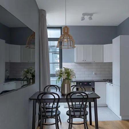 Apartamento Browar Hevelius Tasteful In By Dom & House